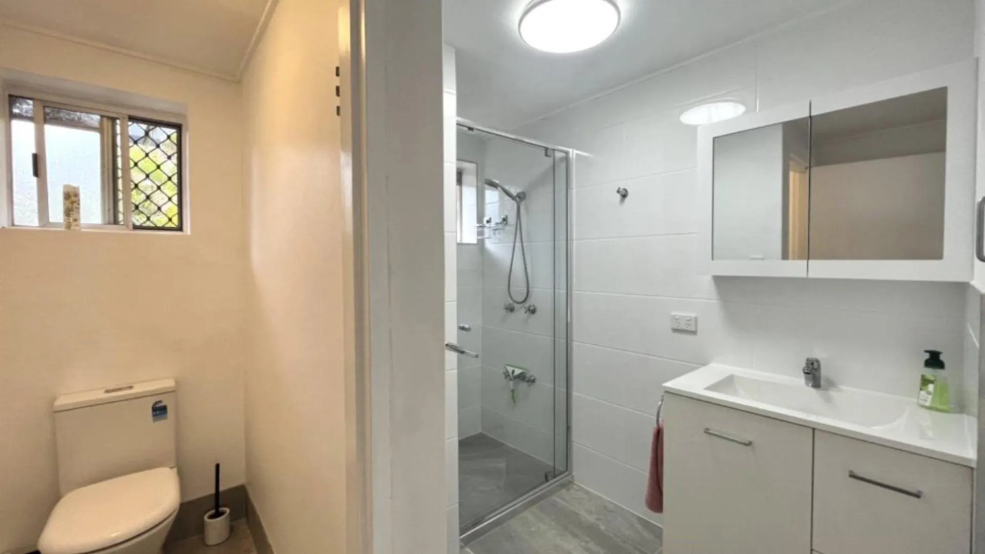 Apartment Unit 4 ' Re Del Mar,' Kings Beach Caloundra